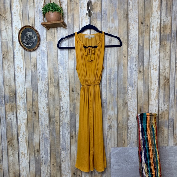 LOFT Dresses & Skirts - LOFT Marigold Sleeveless Fit & Flare Dress